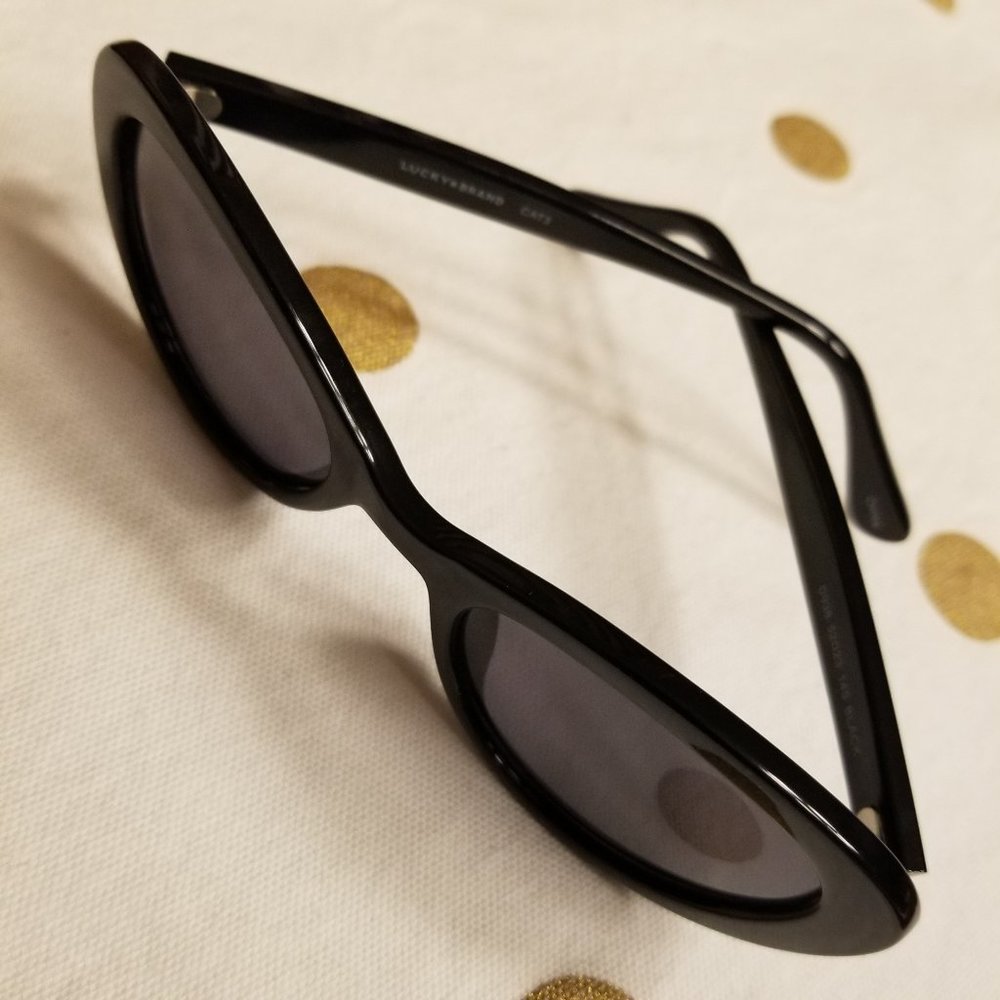 😎 PERFECT Lucky Brand NEVER WORN Cat 3 UV Protection Cat-Eye NWOT Sunglasses 😎